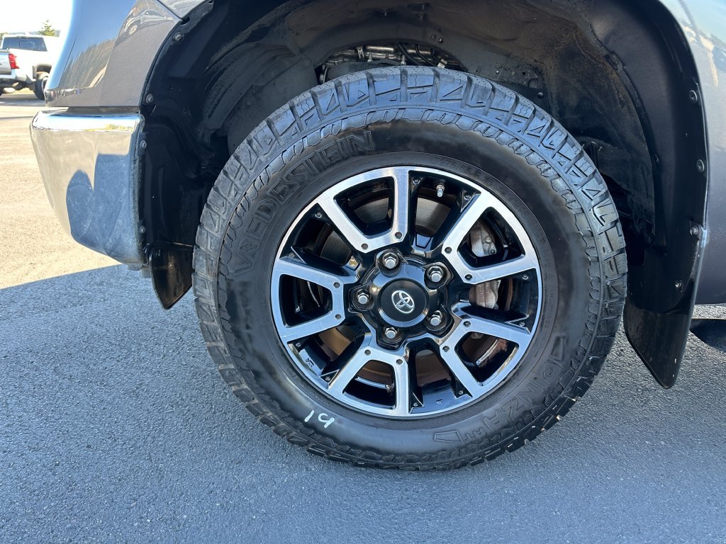 Used 2020 Magnetic Gray Metallic Toyota SR5 image 12