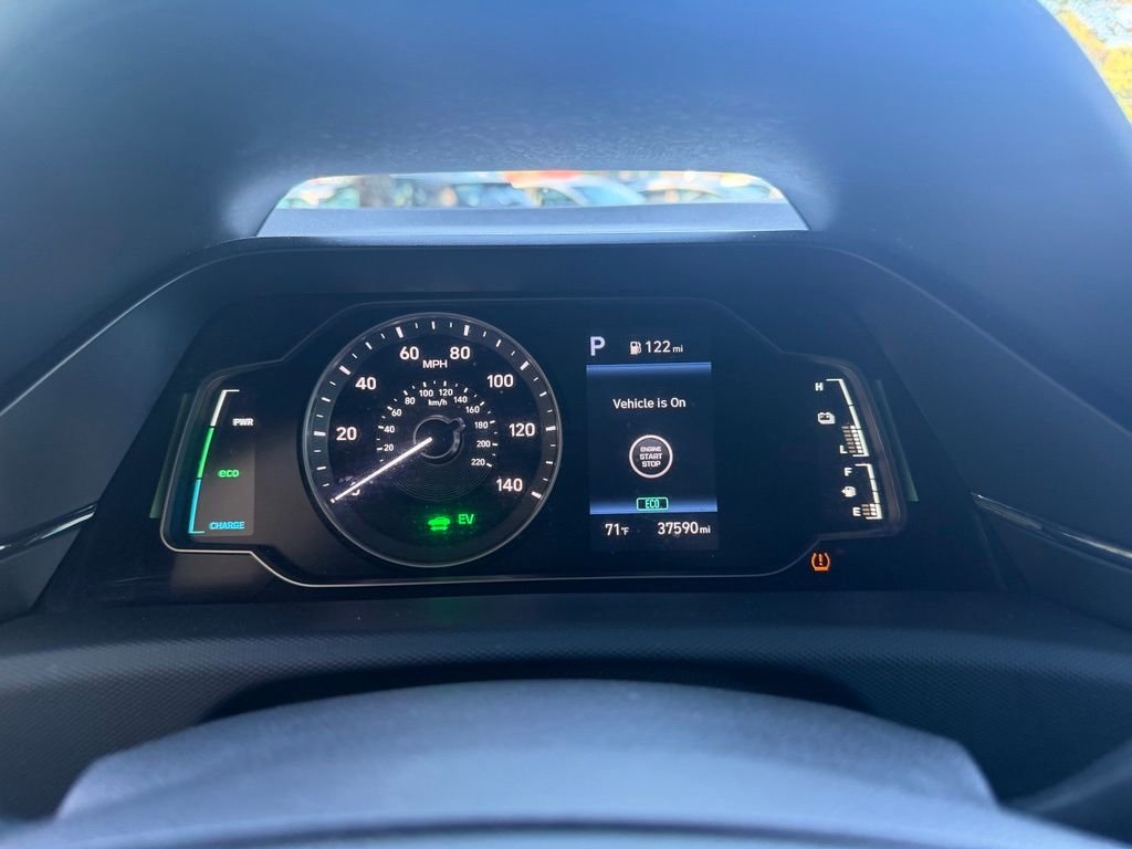Used 2022 Amazon Gray Hyundai Blue image 21