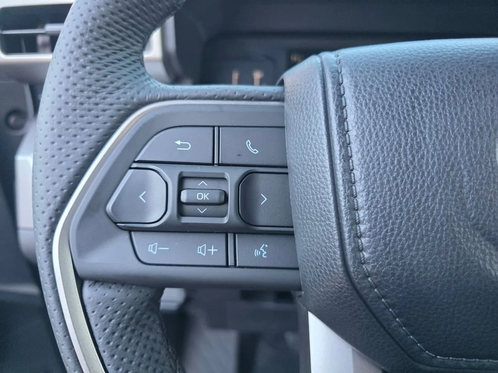 2026 Toyota Tacoma SR5 - Photo 29