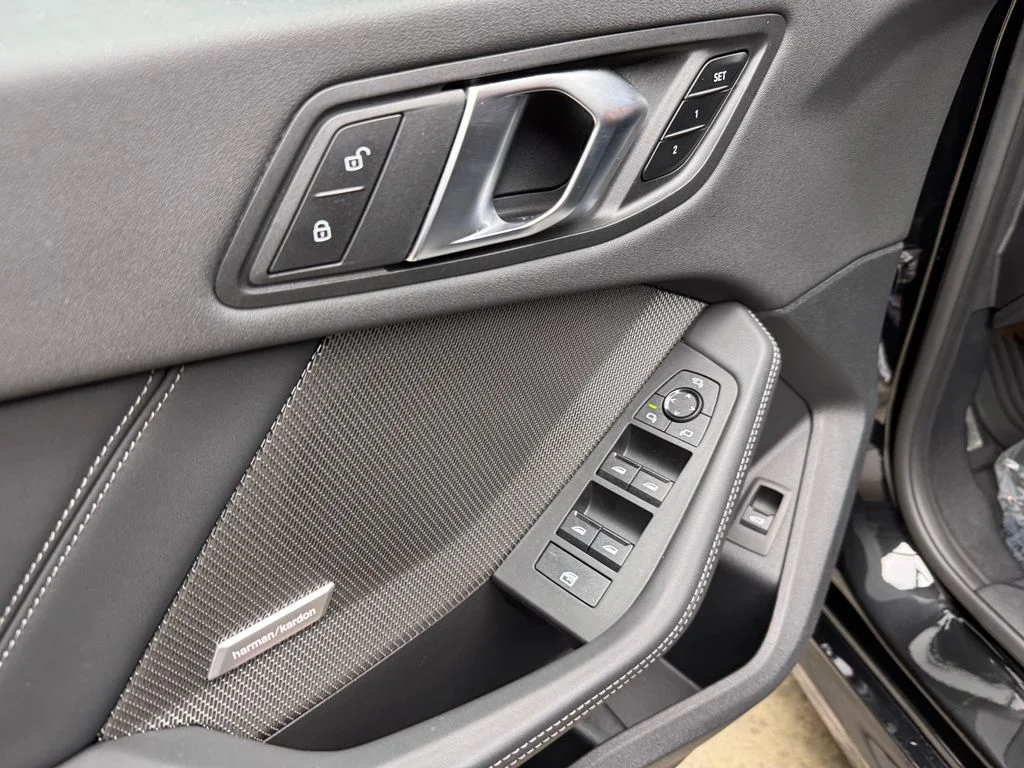 2025 BMW 2 Series M235 - Photo 11