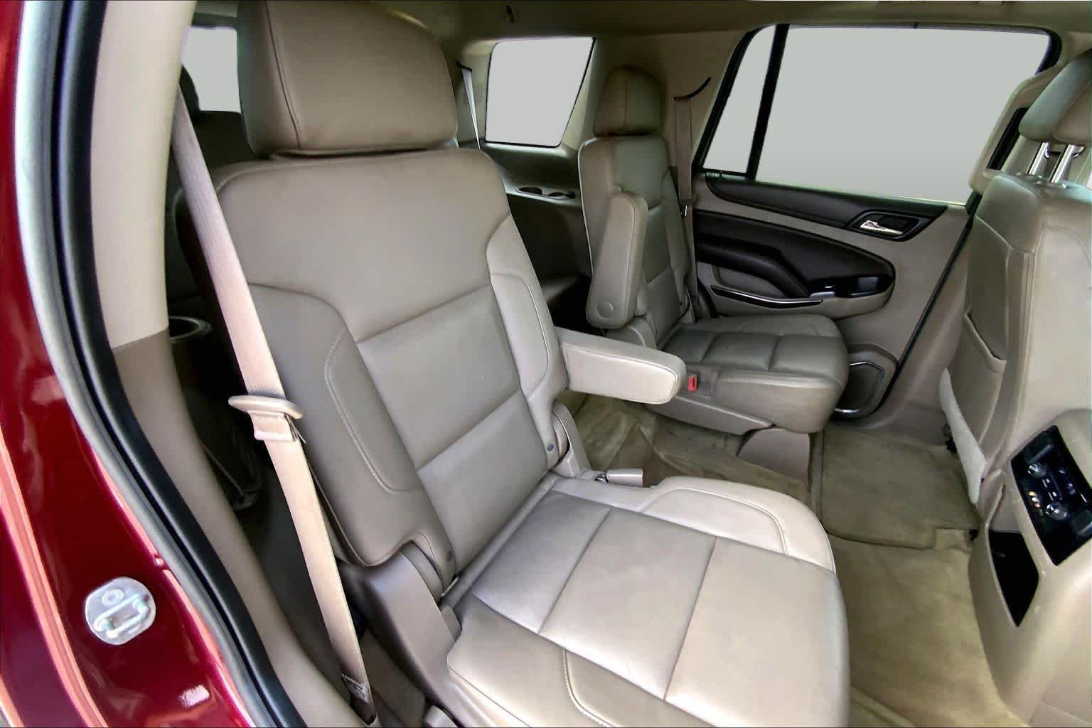 Used 2016 SIREN RED TINTCOAT Chevrolet LT image 19