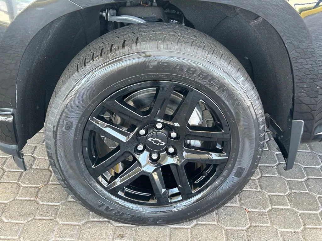 Certified Used 2020 Black Chevrolet Custom image 18