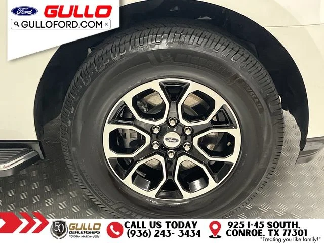 Certified Used 2022 Star White Ford XLT image 33