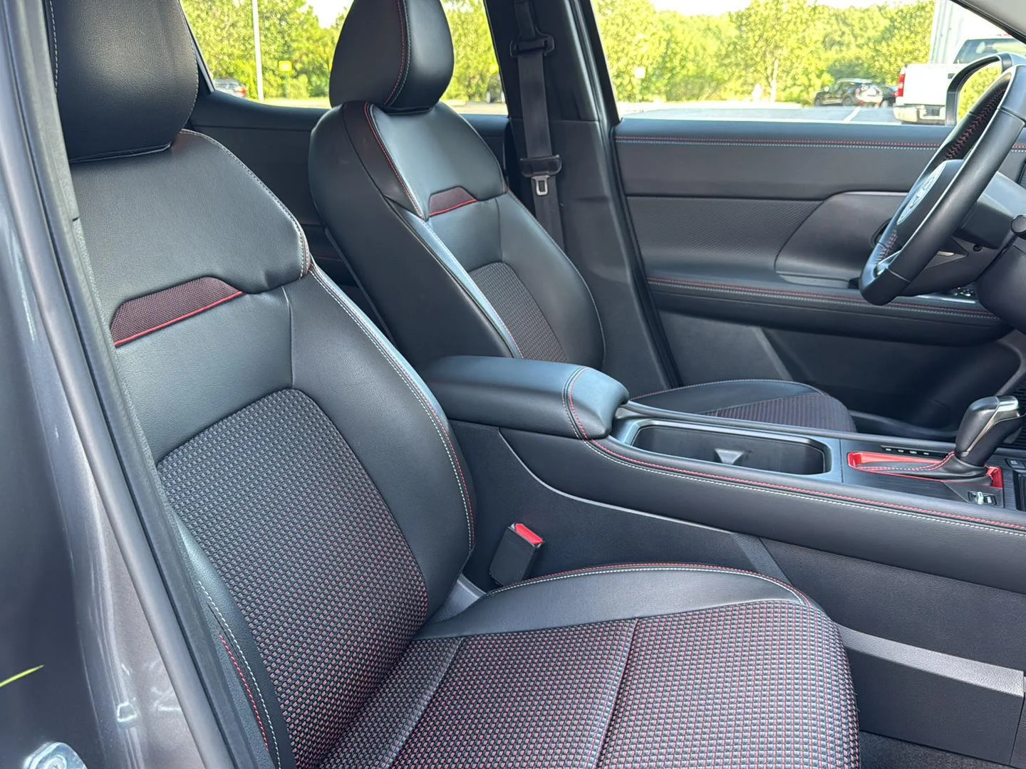 Used 2025 Gun Metallic Nissan SR image 26