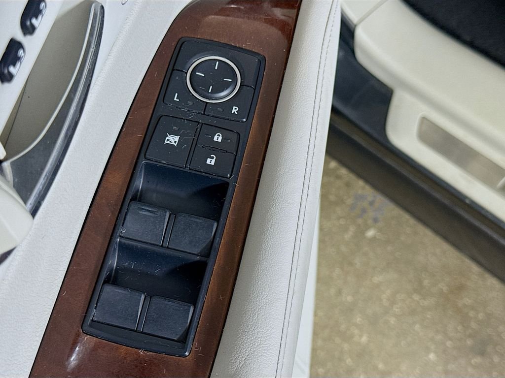 Used 2010 Smoky Granite Mica Lexus Base image 18