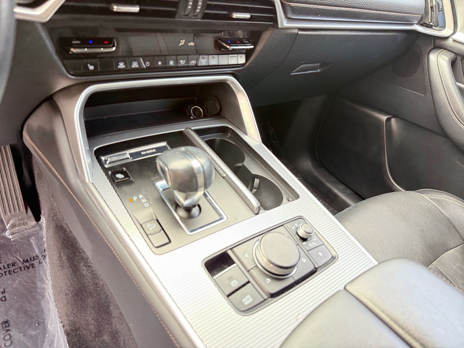 Used 2024 White Mazda Premium image 13