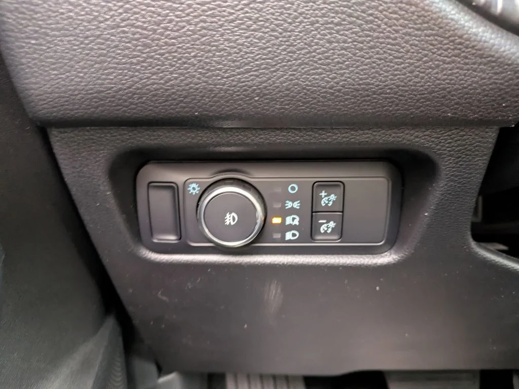 New 2026 Oxford White Ford XL image 23