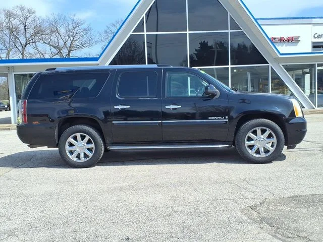 Used 2008 Black GMC Denali image 4