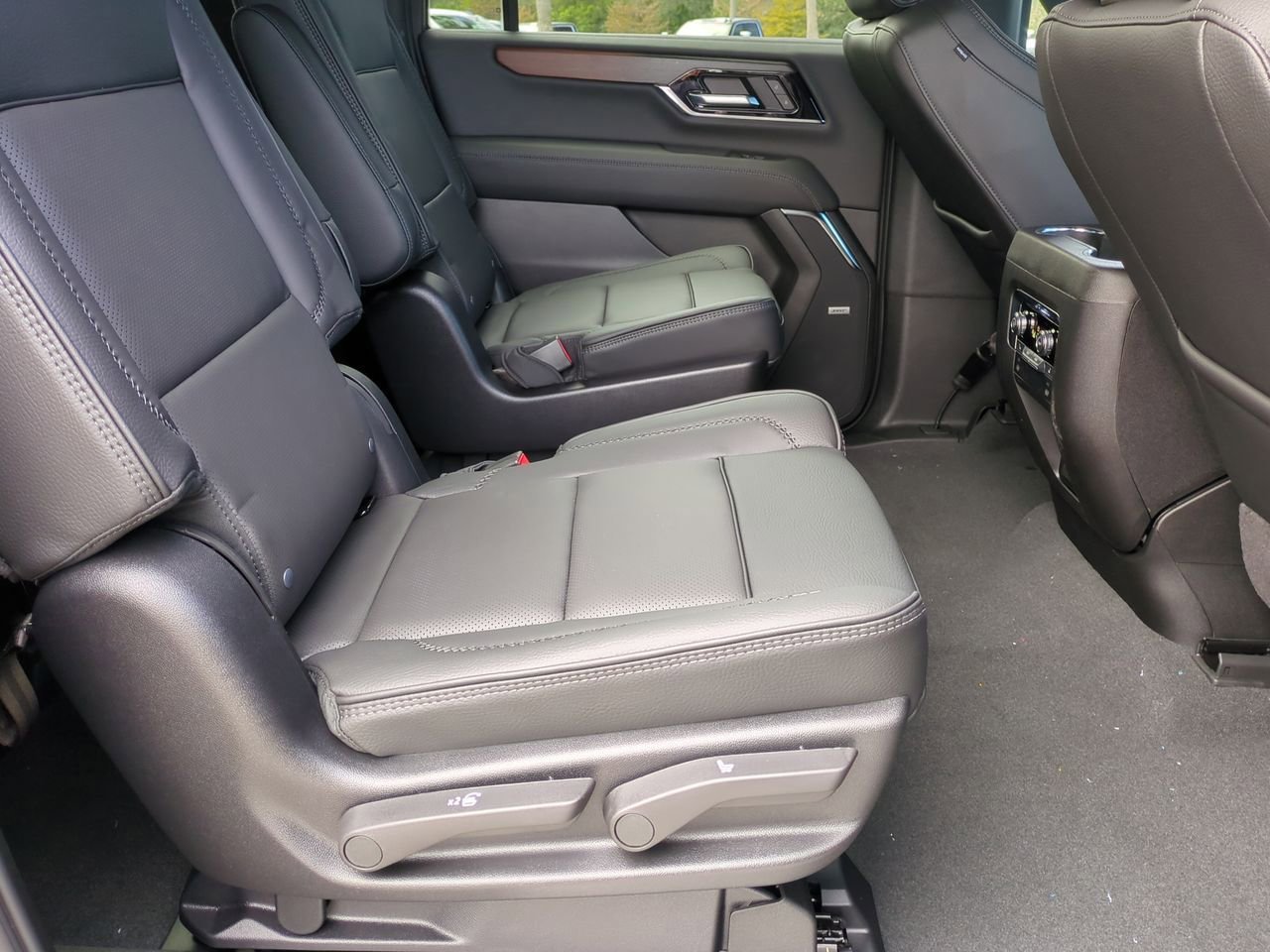 New 2026 Sterling Metallic GMC Denali image 27