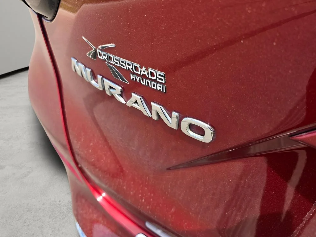 Used 2019 Cayenne Red Pearl Metallic Nissan S image 30