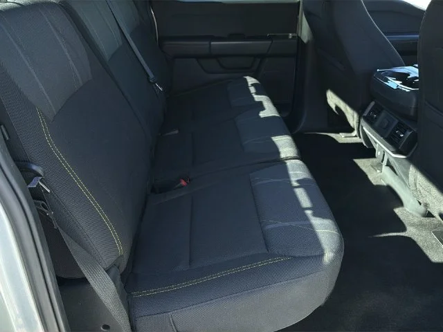 Used 2024 Silver Ford XLT image 34