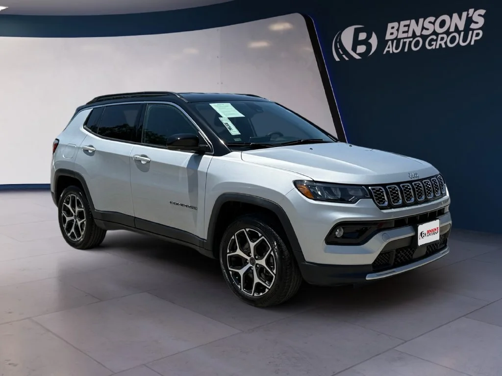 Used 2025 Silver Jeep Limited image 7