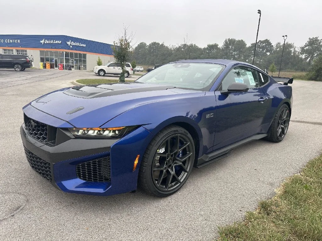 New 2026 Blue Ford Dark Horse image 3