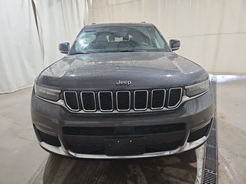 Used 2021 Metallic Jeep Limited image 10