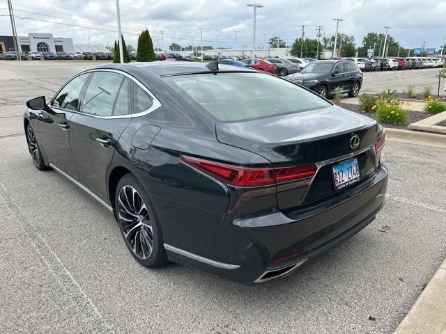 Used 2023 Black Lexus 500 Base image 7