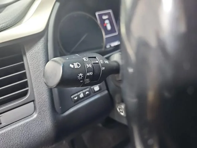 Used 2017 White Lexus 350 image 28