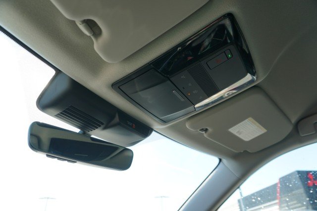 2025 Mitsubishi Outlander SE - Photo 34