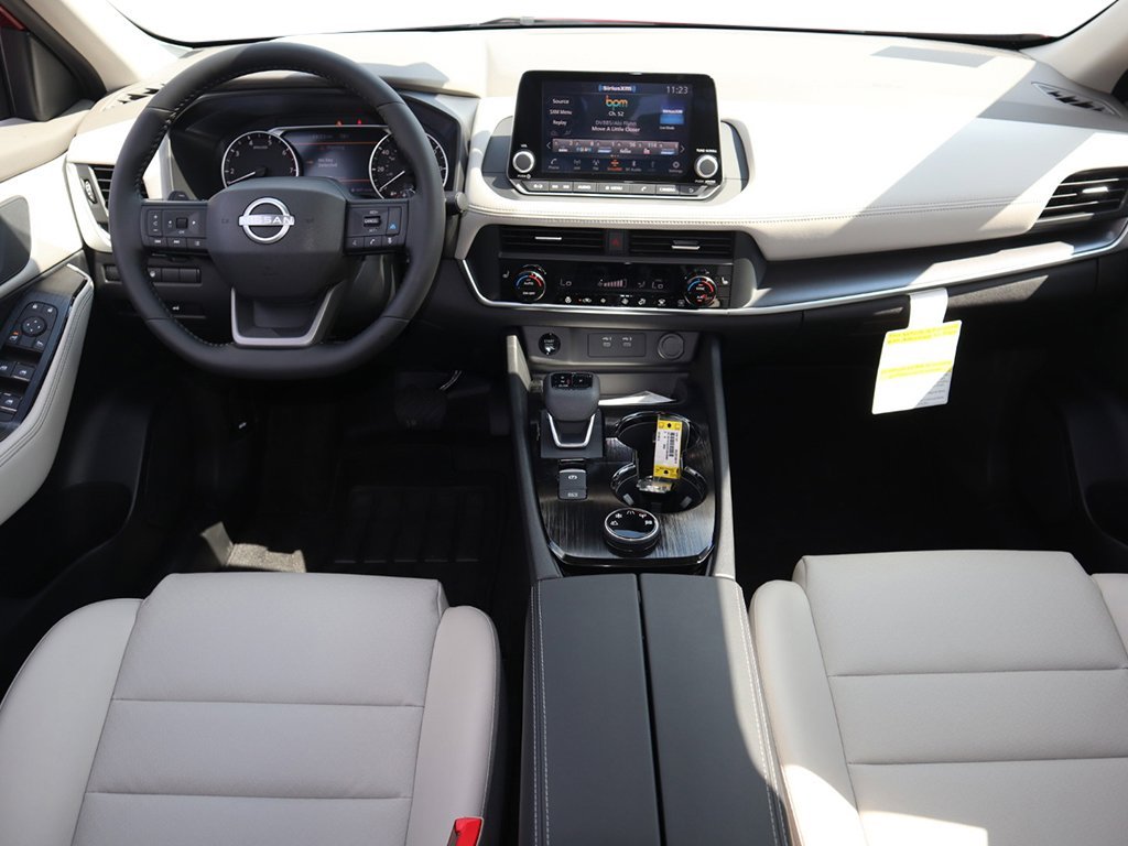 2026 Nissan Rogue SV - Photo 10