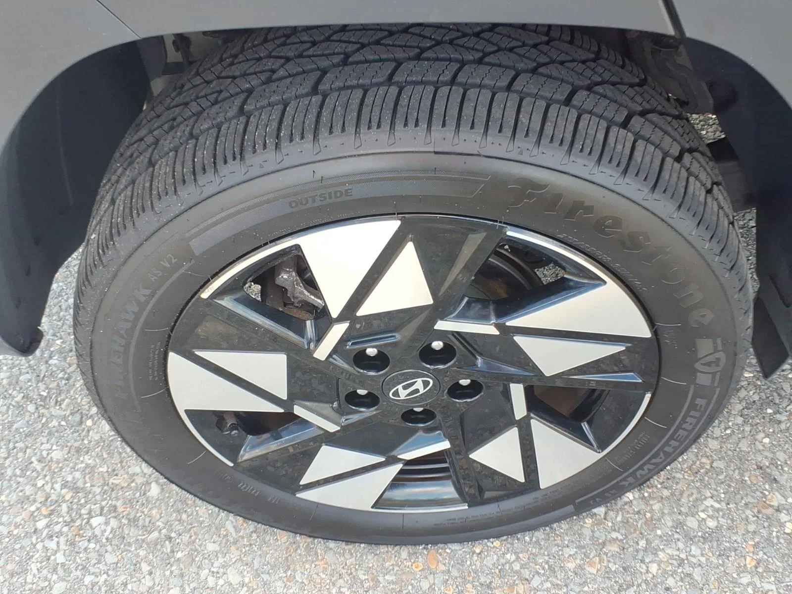 Used 2025 Gray Pearl Hyundai SEL image 11
