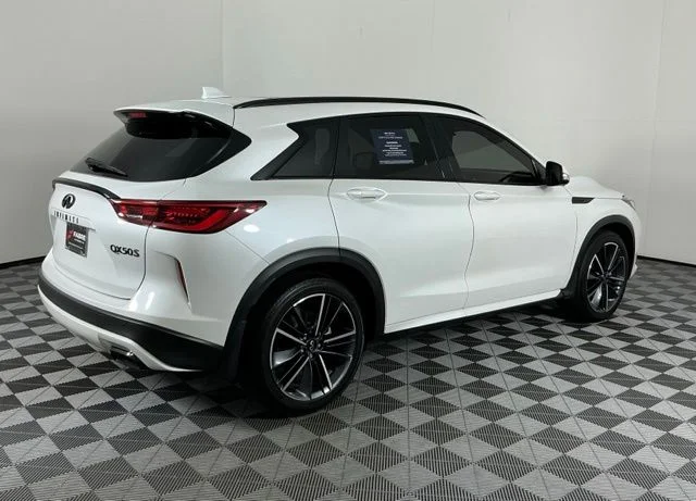 Certified Used 2024 White INFINITI SPORT image 7