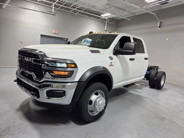 New 2026 Bright White Clear-Coat Exterior Paint RAM Tradesman image 3
