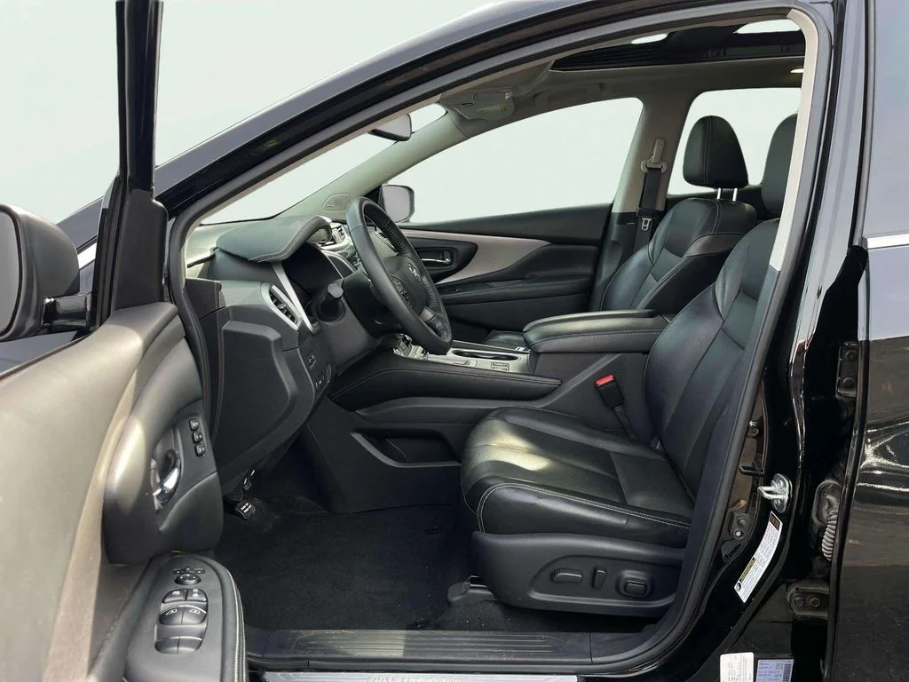 Used 2021 Magnetic Black Pearl Nissan SL image 24