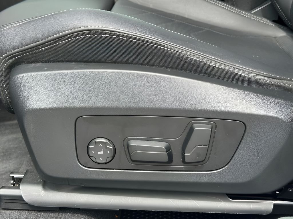Certified Used 2023 White BMW xDrive28i image 12