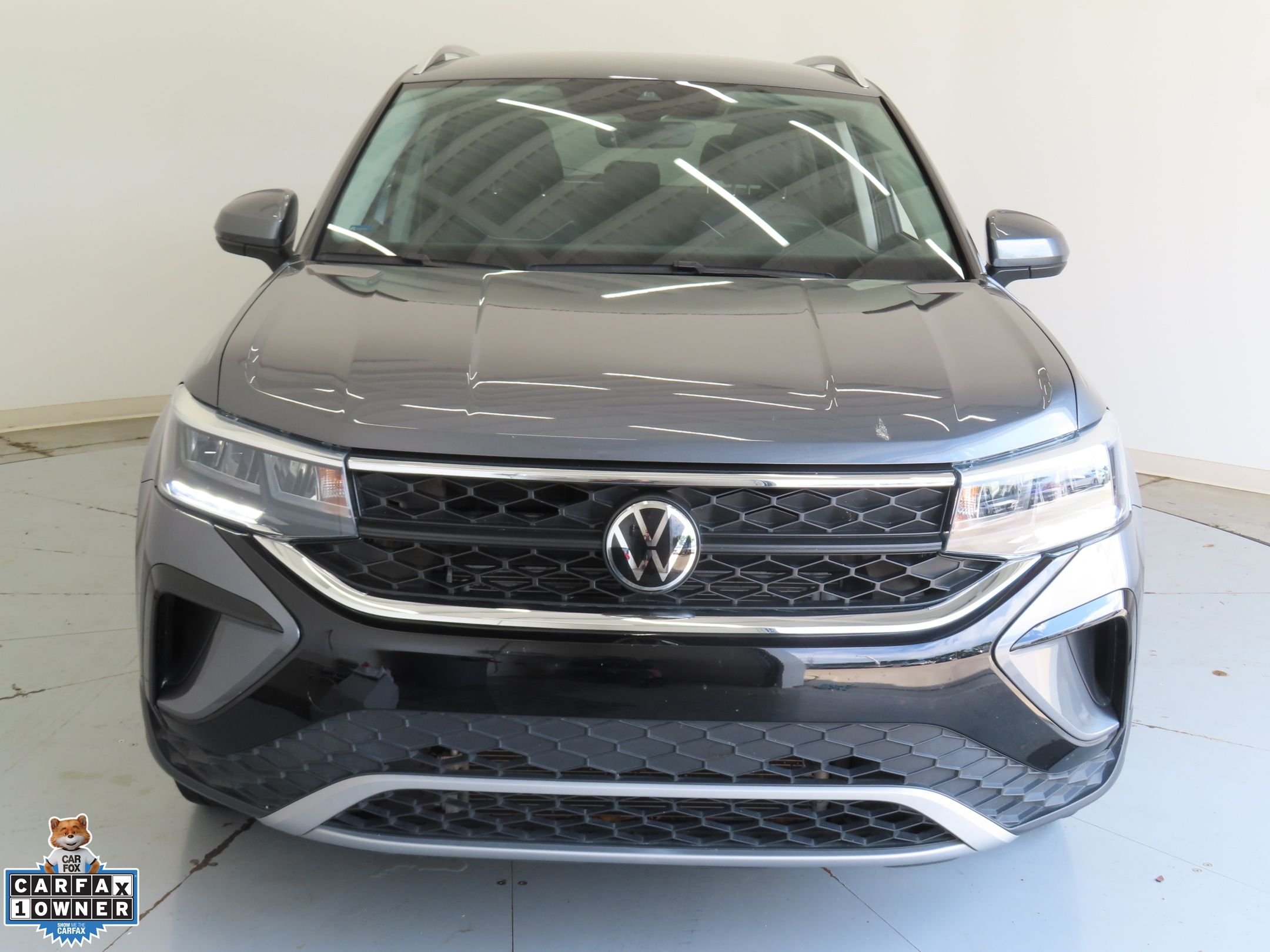 Certified Used 2023 Gray Volkswagen 1.5T SE image 9