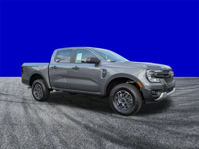 New 2026 Carbonized Gray Metallic Ford XLT image 2