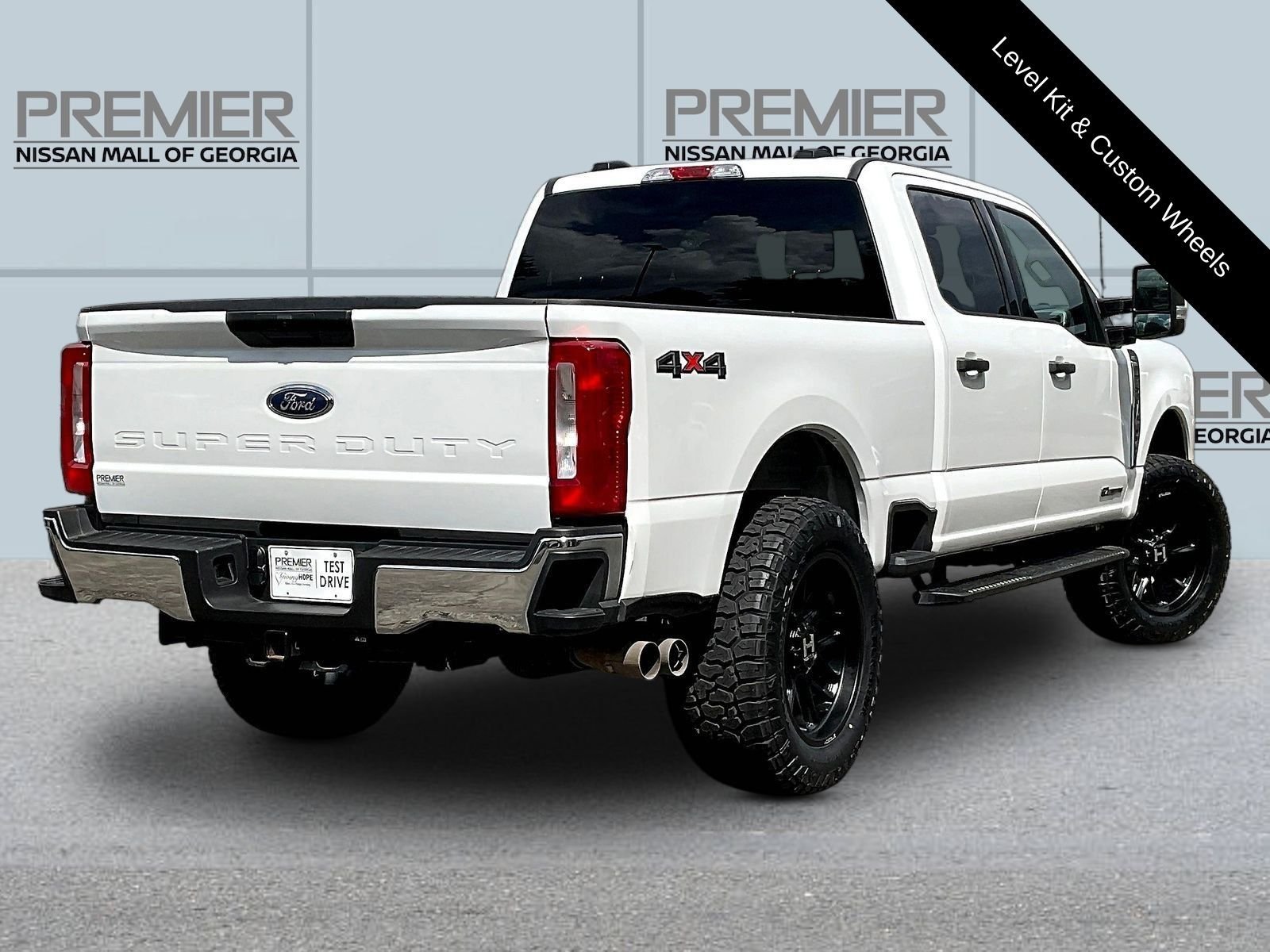 Used 2026 White Ford XLT image 7