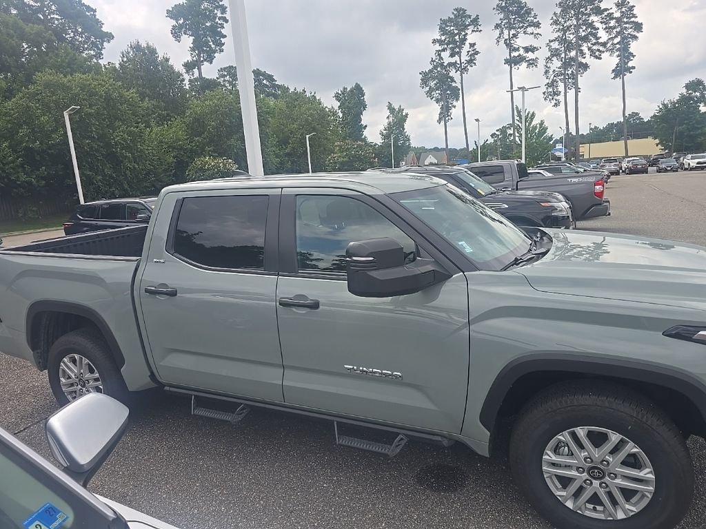 Used 2026  Toyota SR5 image 4