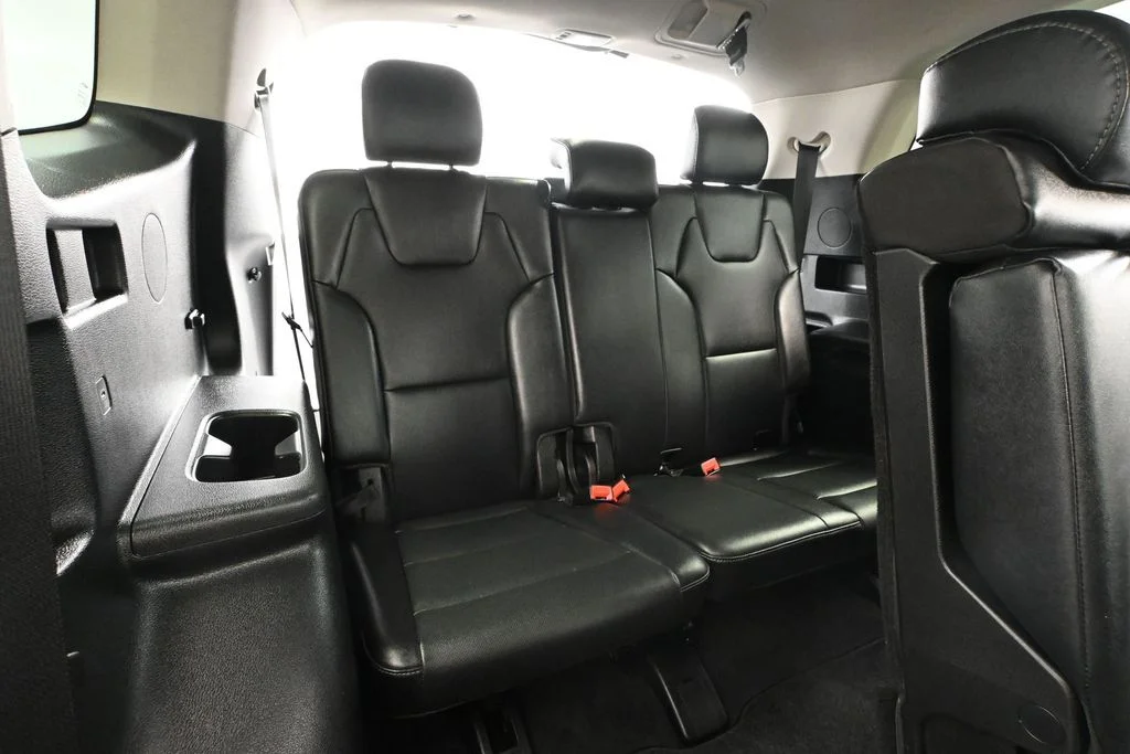 Used 2023 Black Kia EX X-Line image 46
