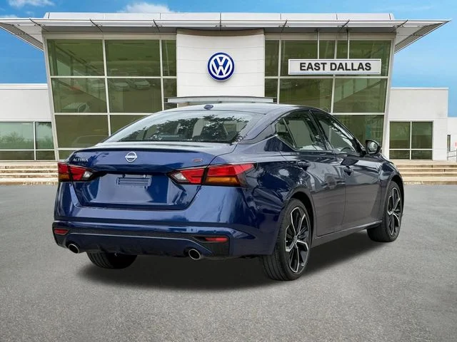 Used 2024 Blue Nissan 2.5 SR image 3