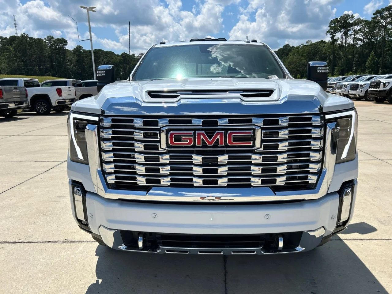 New 2026 Glacier White Tricoat GMC Denali DRW image 5