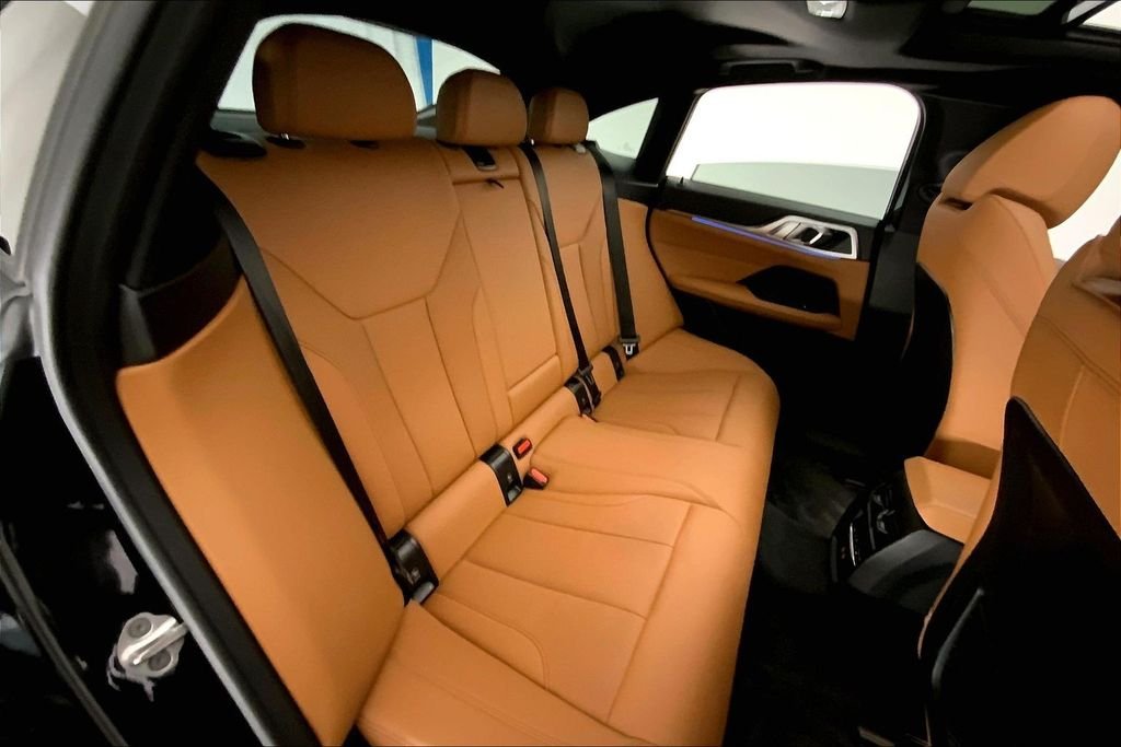 Used 2023 Black Sapphire Metallic BMW  image 14