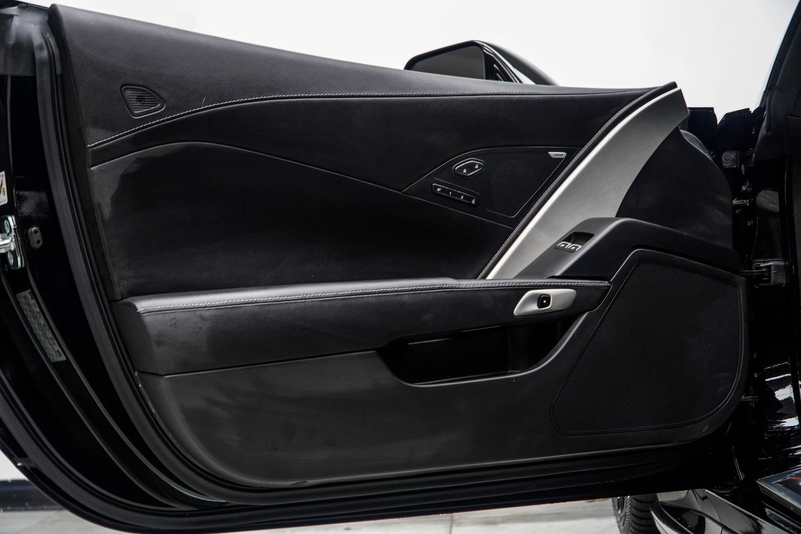 Used 2017 Black Chevrolet Z06 image 39