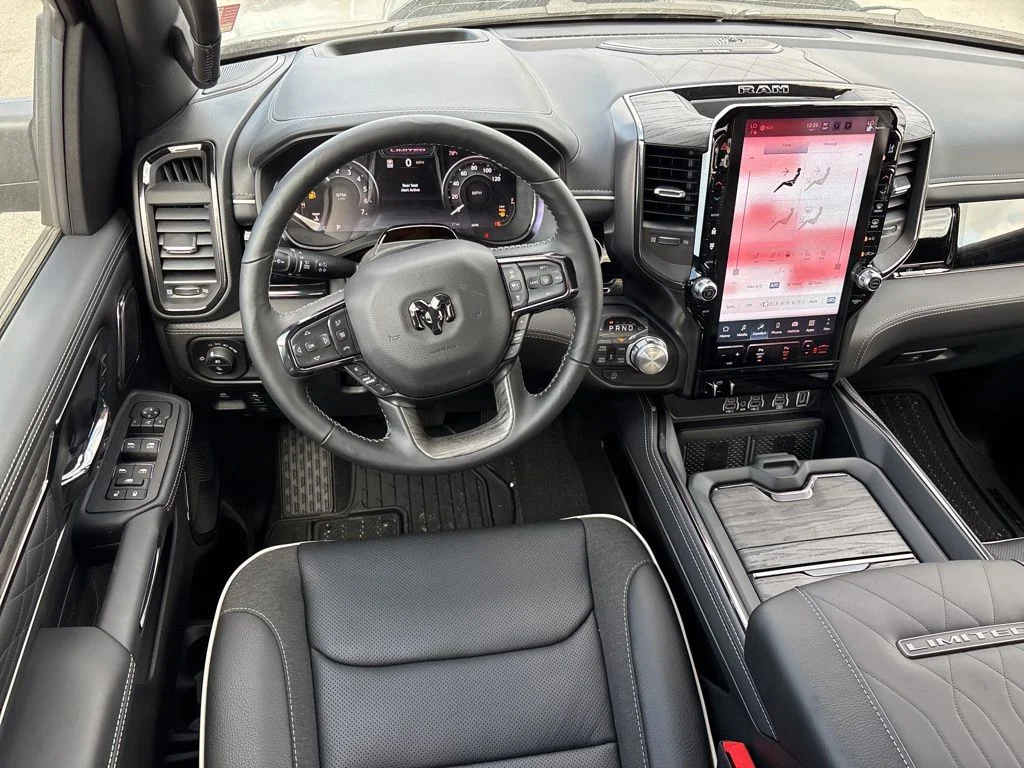 New 2026 Diamond Black Crystal Pearl-Coat Exterior Paint RAM Limited image 15