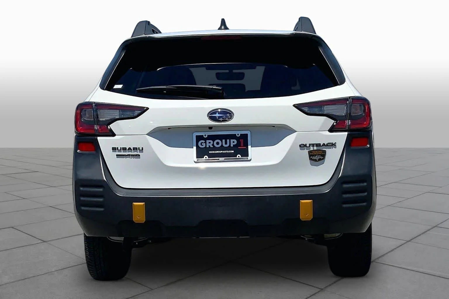 Used 2023 Crystal White Pearl Subaru Wilderness image 5