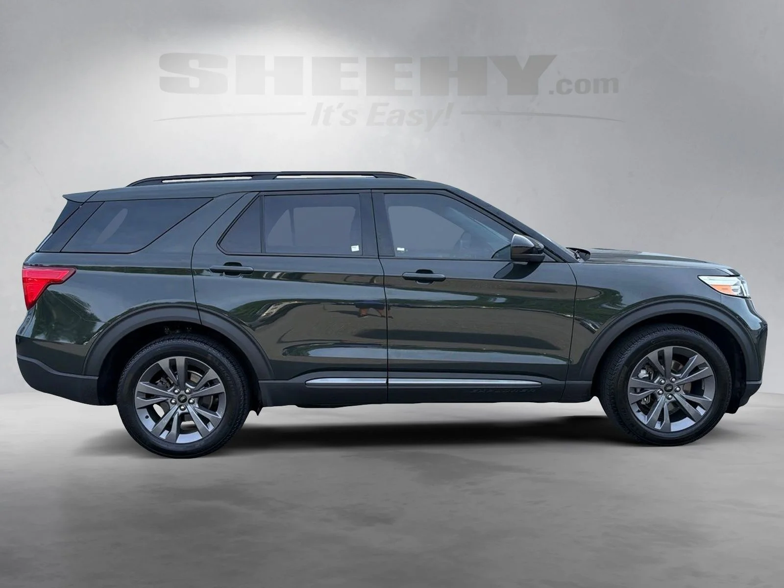 Used 2024 Green Ford XLT image 10