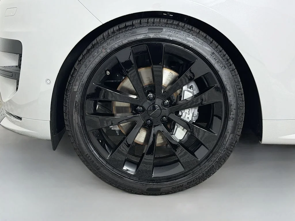 New 2026 Borasco Grey Land Rover Dynamic SE image 33