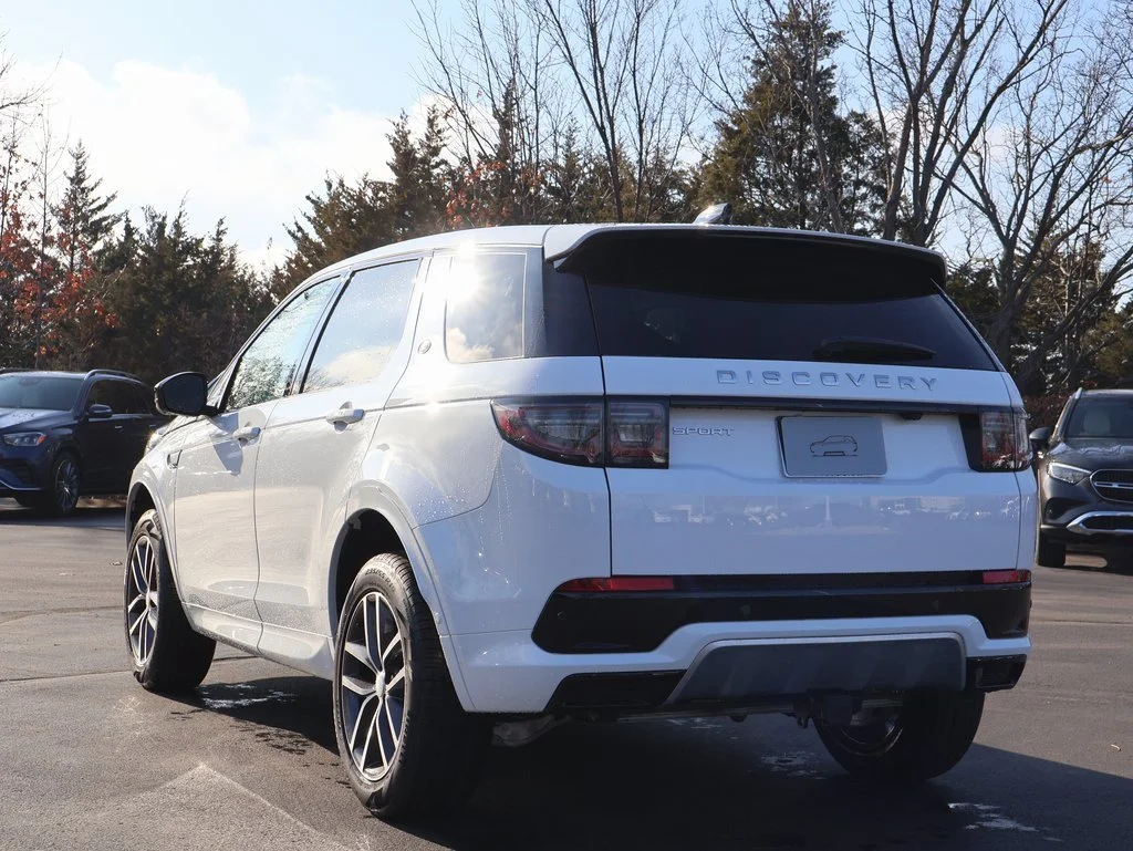 Certified Used 2025 Fuji White Land Rover S image 7