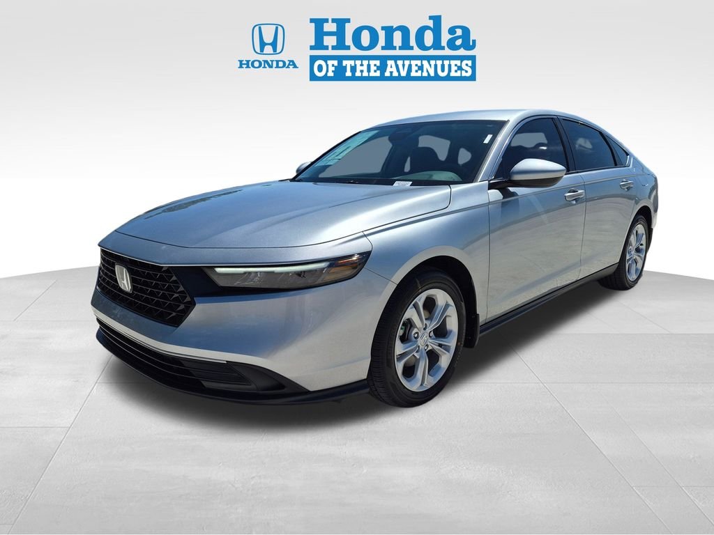 New 2026 Solar Silver Metallic Honda LX image 3