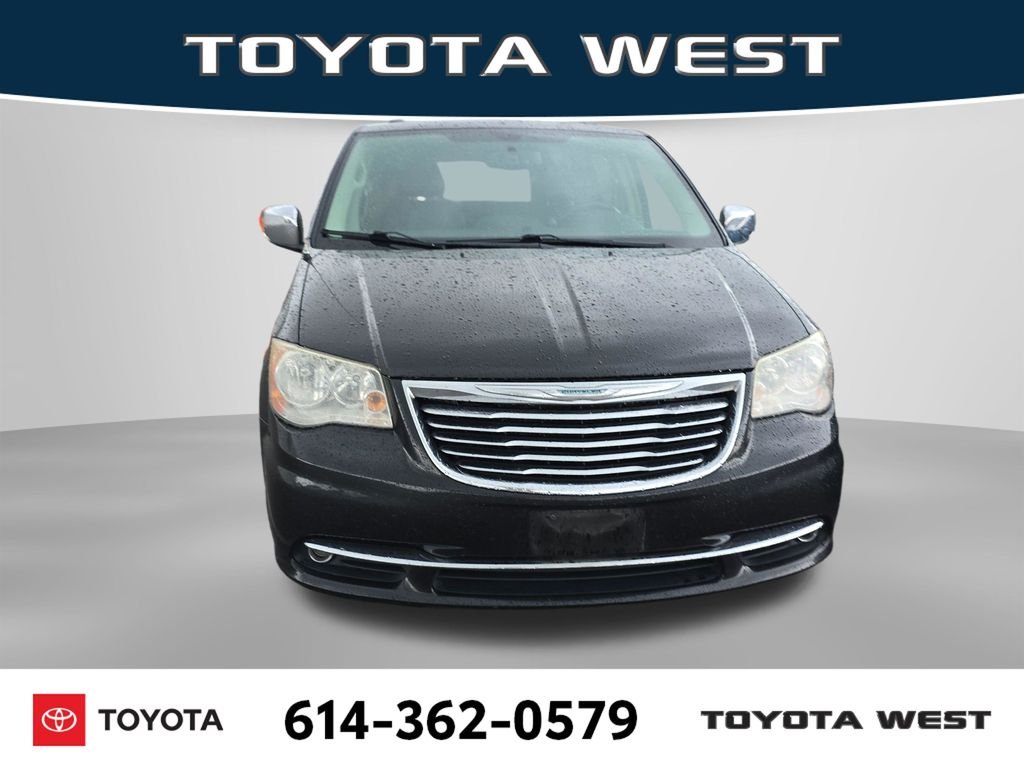 Used 2013 Black Chrysler Touring-L image 3