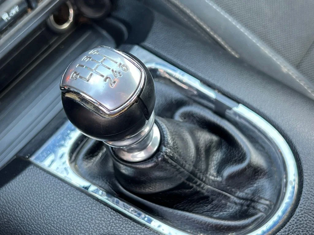 Used 2016 Black Ford V6 image 31