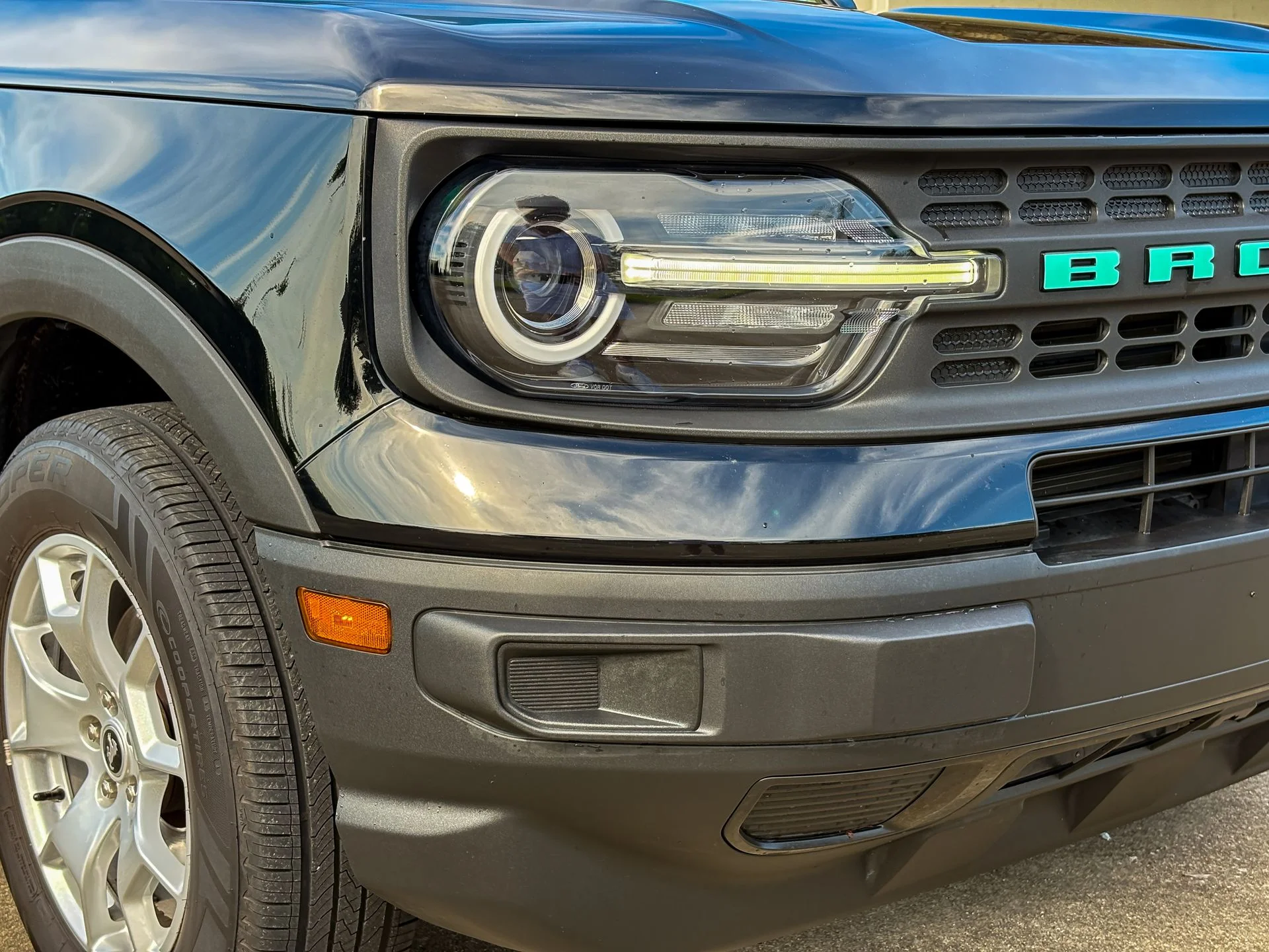Used 2022 Black Ford Base image 3