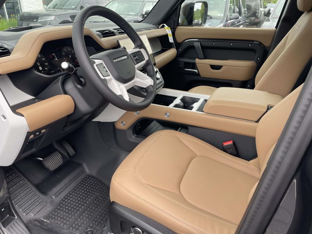 New 2026 Carpathian Grey Land Rover S image 13