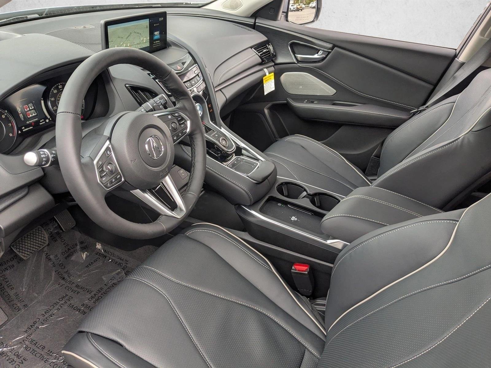 Used 2025 Solar Silver Metallic Acura w/Advance Package image 3