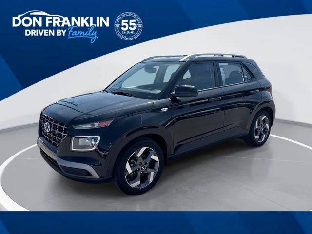 Used 2022 Black Hyundai SEL image 1