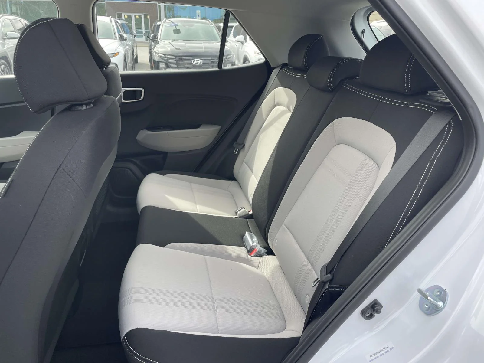 Used 2026 Lunar White Hyundai SEL image 3