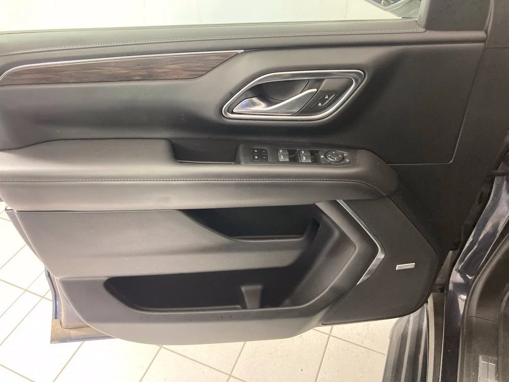 Used 2023 Gray Chevrolet LT image 13